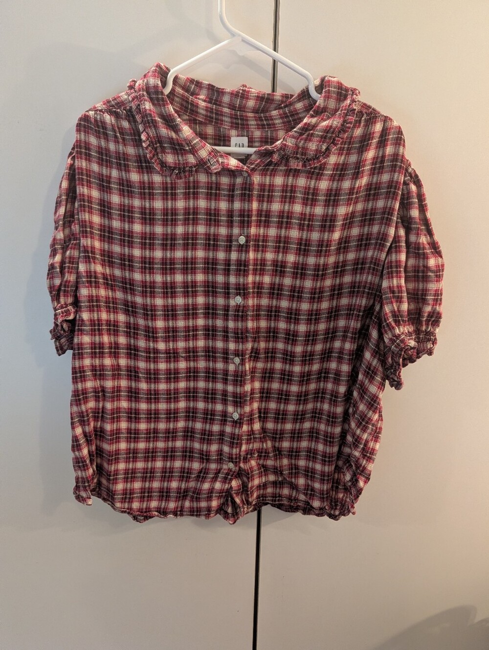 Gap Woman's Red Plaid Flannel XXL  Button-Up Top - Red/White Check